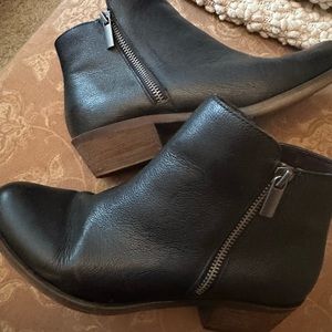 Kenzie booties black leather